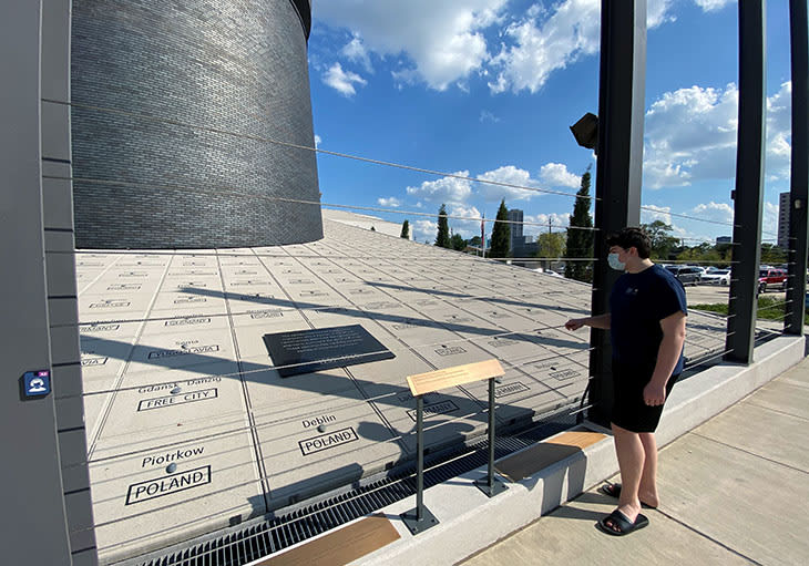 Holocaust Museum Houston Partners with Perry Homes
